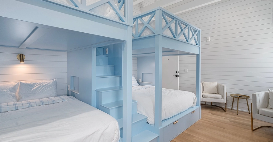 Bunk Quarters